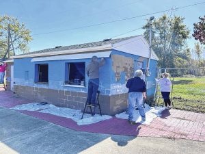 Lions Clubs Fall Into Service